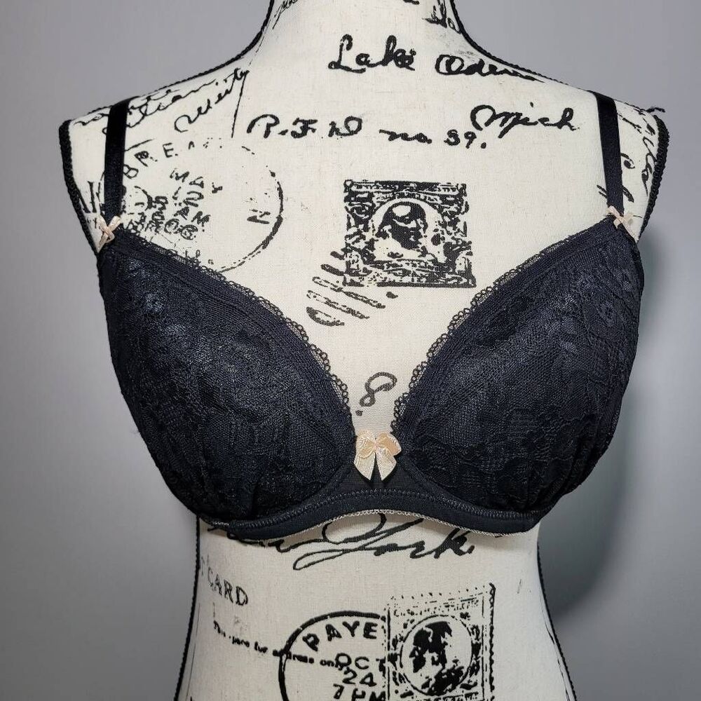 Ann Summers 38D black lace bra‎ pink bow details coquette feminine goth romantic